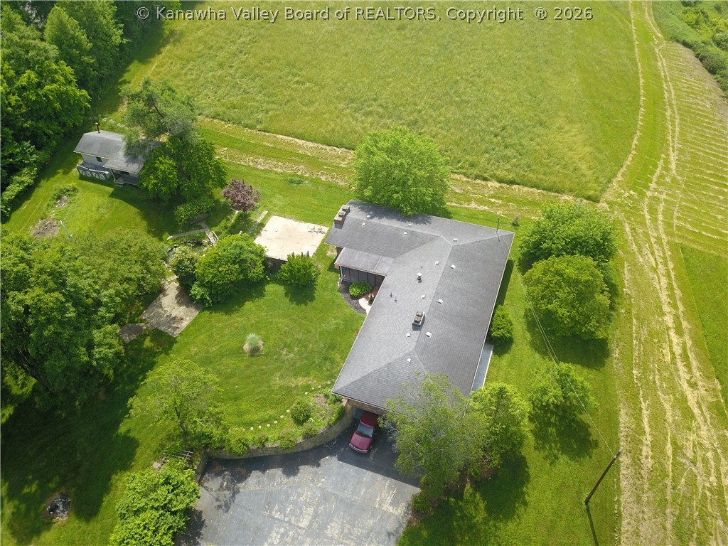 1597 Newmans Branch Road Milton, WV 25541 - Photo 30 of 38 Gallery Image 30