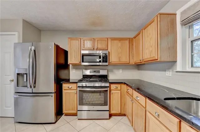 $2,290 | 5229 Pine Branch Court, Sugar Hill, GA 30518