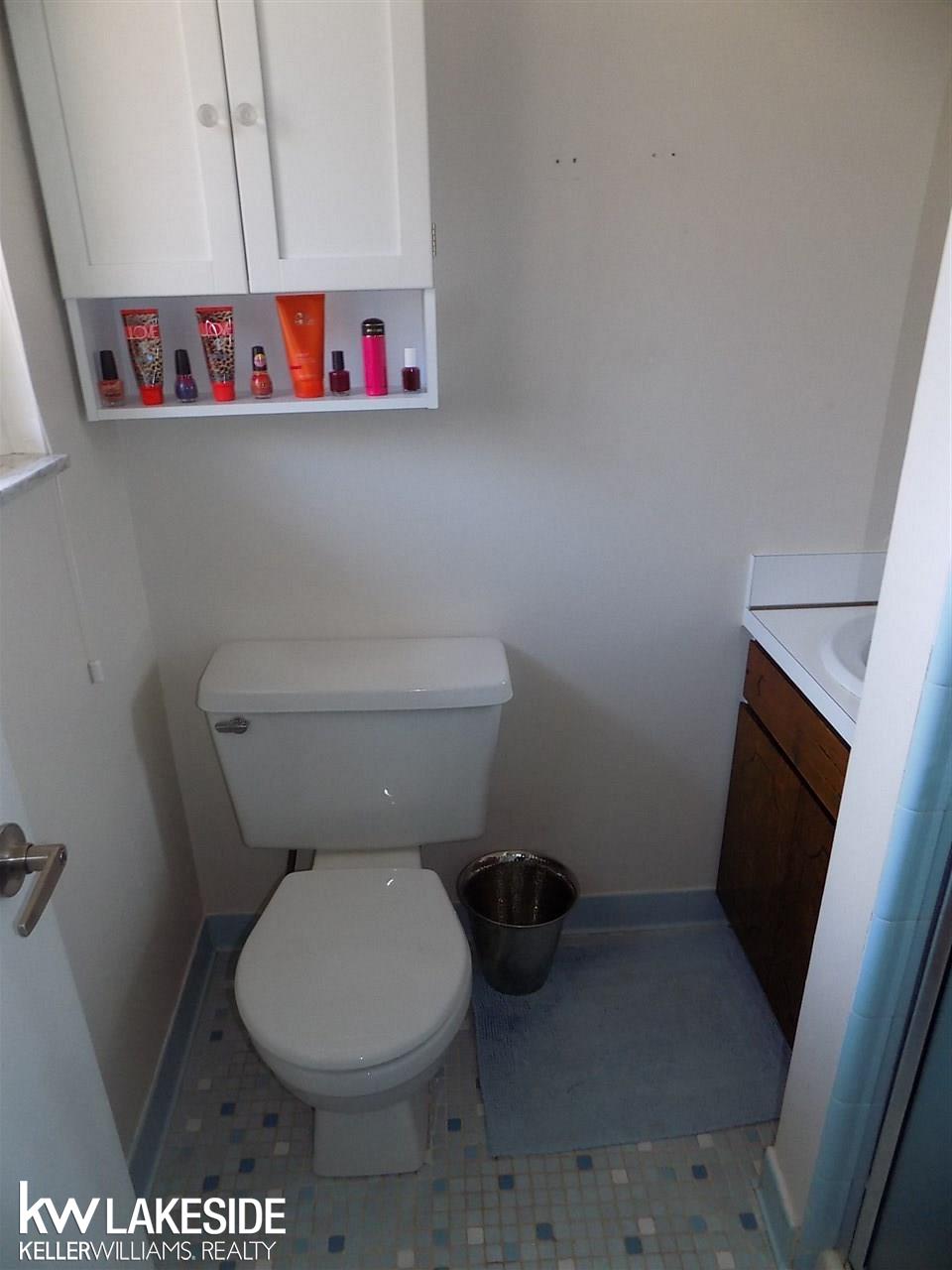 47180 Barbara Road Macomb, MI 48044 - Photo 19 of 39 MASTER SUITE FULL BATH