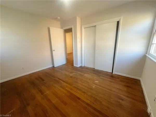 $1,325 | 2219 East Gate City Boulevard, Greensboro, NC 27401