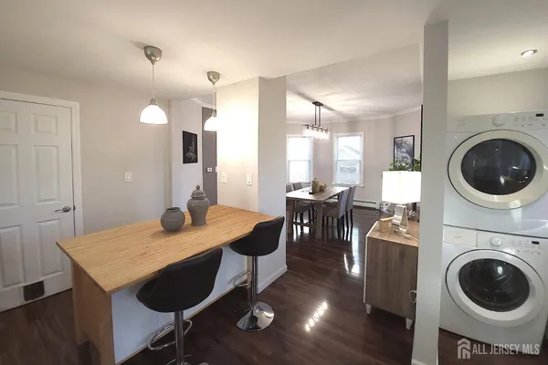 $3,900 | 425 West Broad Street, Westfield, NJ 07090