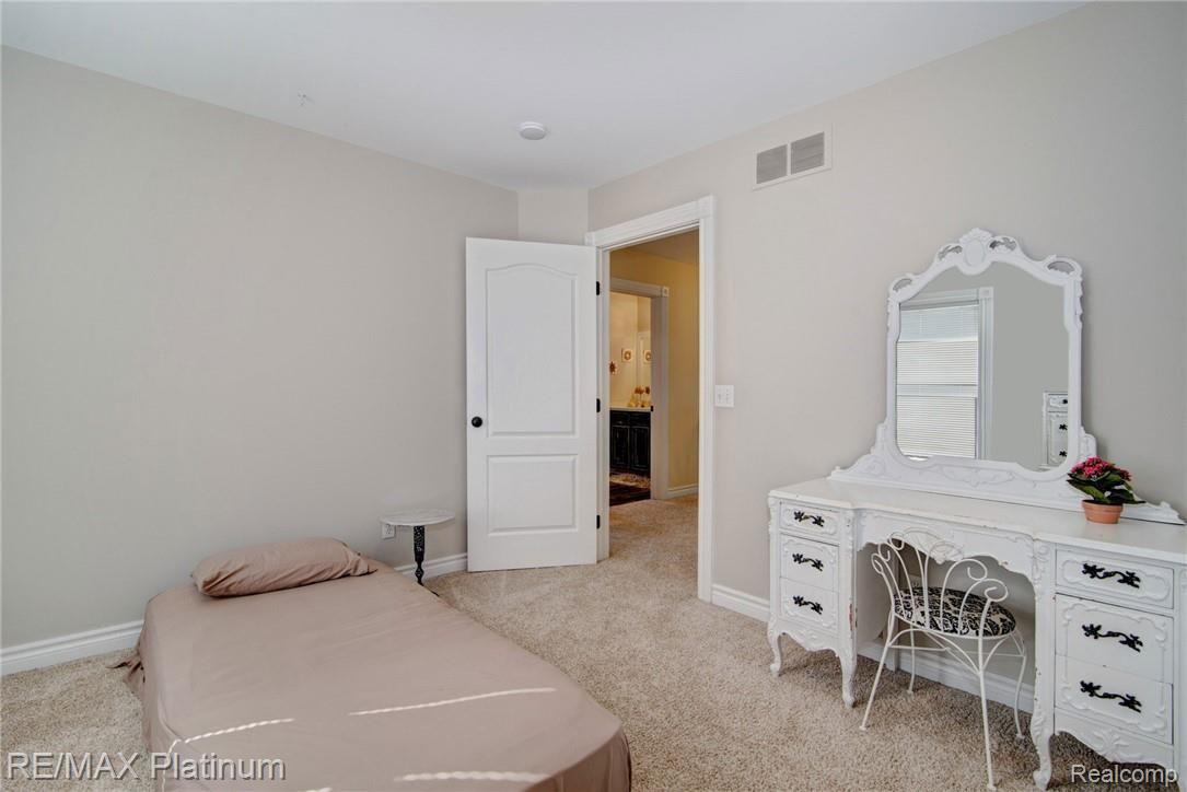 629 Brighton Lake Road Brighton, MI 48116 - Photo 24 of 45 3rd bedroom view 2