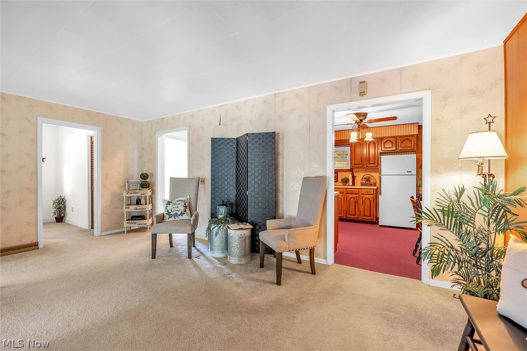 2154 Townline Road Madison, OH 44057 - Photo 6 of 35 Living Room