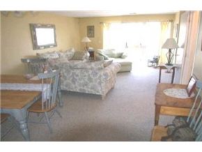 87 Middlesex Road, Unit 87 Merrimack, NH 03054 - Photo 4 of 9