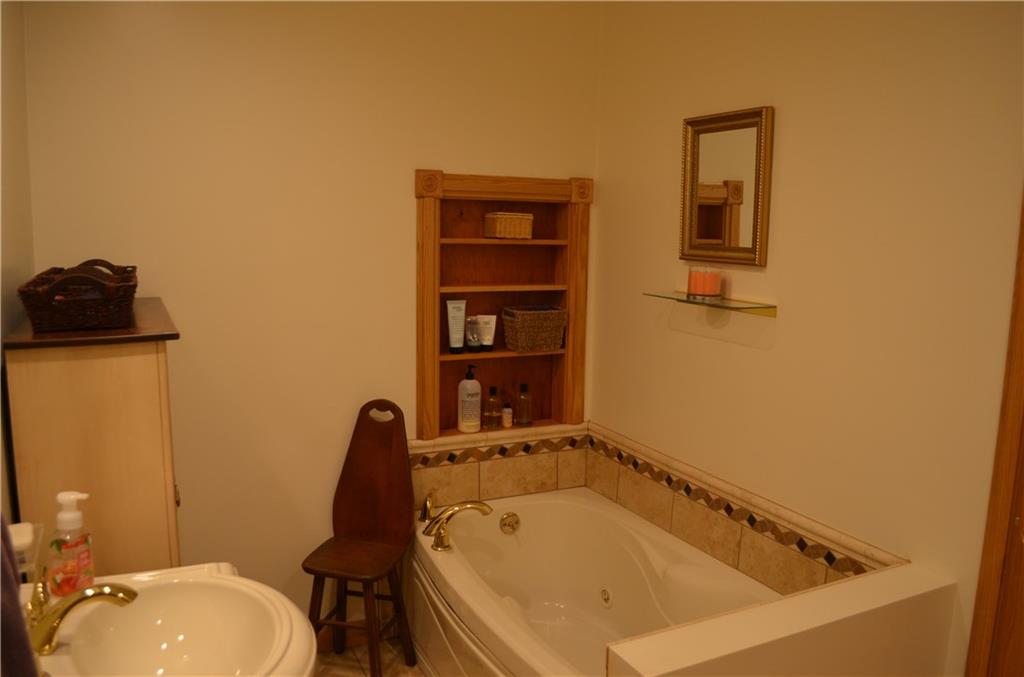 237 Hickory Road Friedens, PA 15541 - Photo 11 of 25 Gallery Image 11