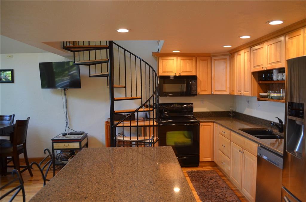 237 Hickory Road Friedens, PA 15541 - Photo 3 of 25 Gallery Image 3