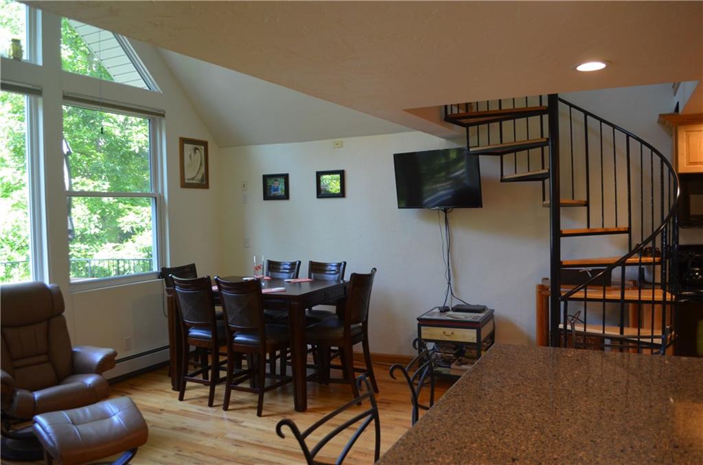 237 Hickory Road Friedens, PA 15541 - Photo 6 of 25 Gallery Image 6