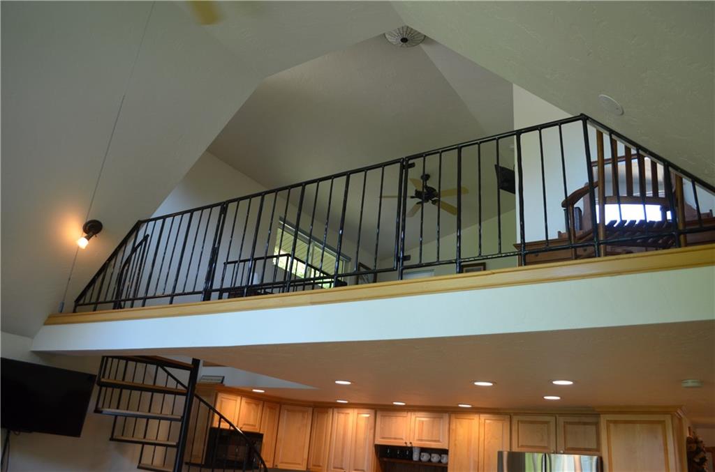 237 Hickory Road Friedens, PA 15541 - Photo 7 of 25 Gallery Image 7
