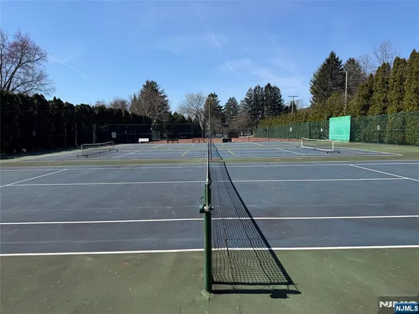 $1,395,000 | 12 Laurel Hill Drive, Newfoundland, NJ 07435