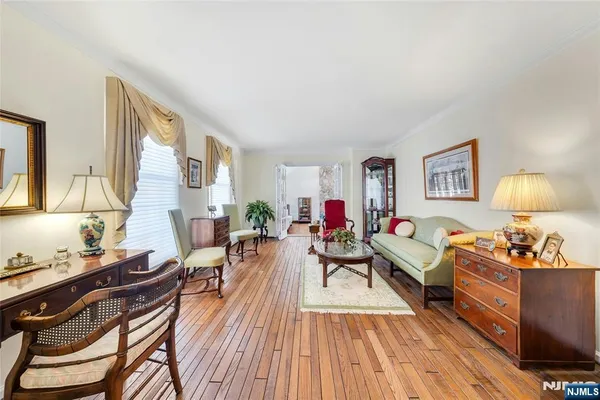 $1,395,000 | 12 Laurel Hill Drive, Newfoundland, NJ 07435