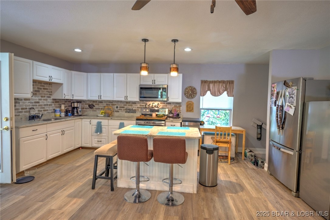 736 Everly Loop Camdenton, MO 65020 - Photo 7 of 28