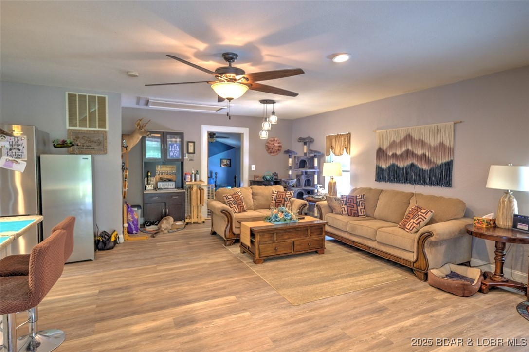 736 Everly Loop Camdenton, MO 65020 - Photo 10 of 28