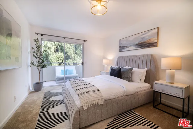 $649,000 | 4702 Fulton Avenue, Unit 304, Sherman Oaks, CA 91423