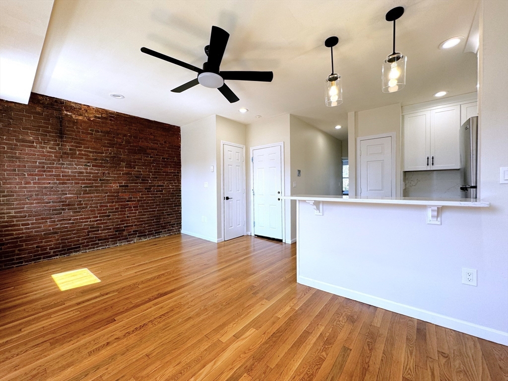 6 Moreland Street Boston, MA 02119 - Photo 3 of 18