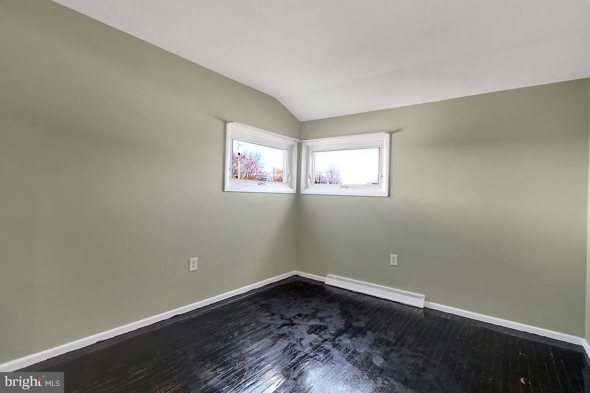 817 Gunnison Road York, PA 17404 - Photo 15 of 24