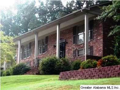 3249 Tyrol Road Vestavia Hills, AL 35216 - Photo 2 of 32
