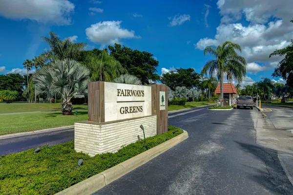 $2,200 | 7911 Eastlake Drive, Unit H, Boca Raton, FL 33433