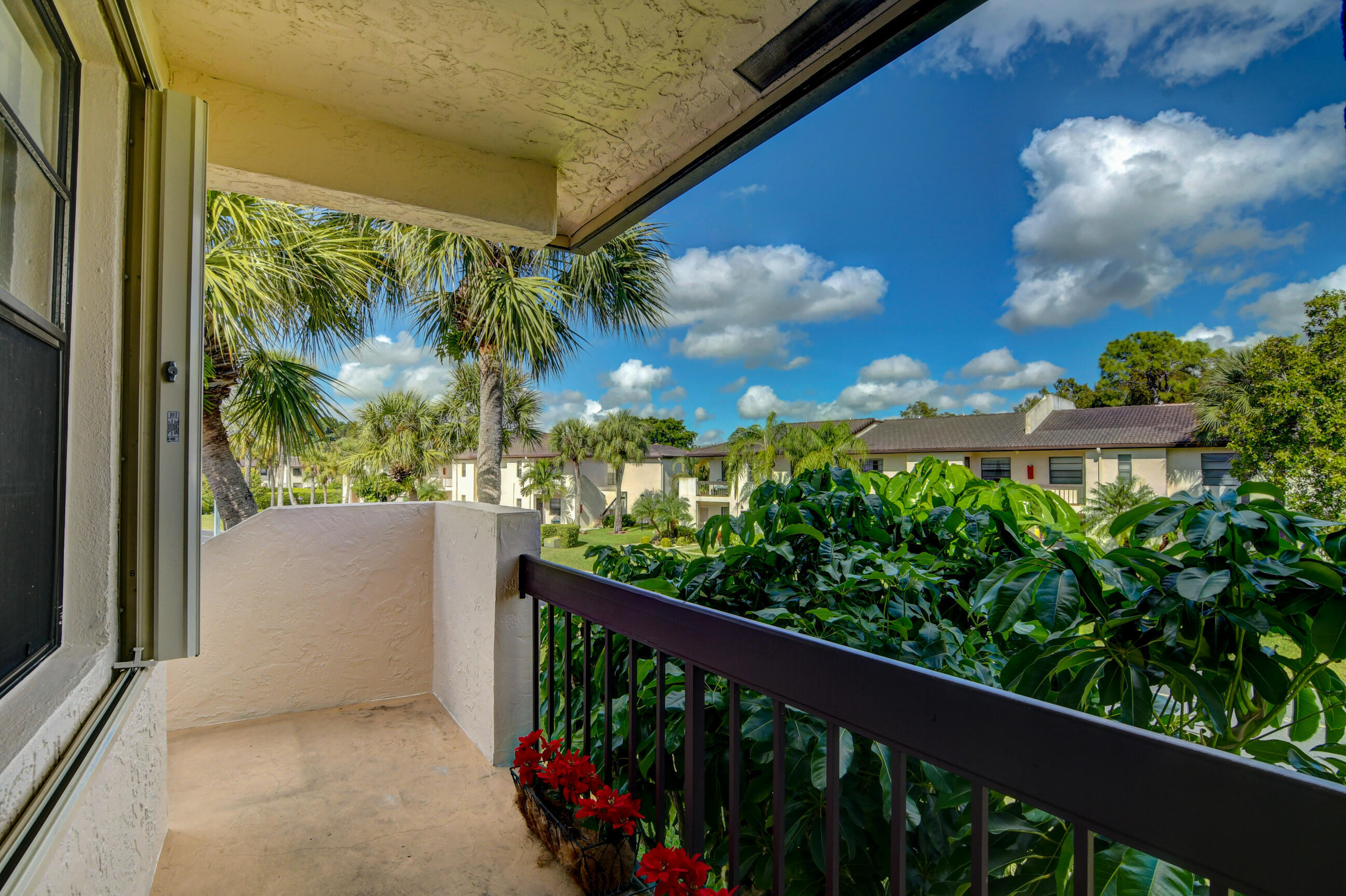 7911 Eastlake Drive, Unit H Boca Raton, FL 33433 - Photo 11 of 38 09_dsc_4123_4_5_6_7