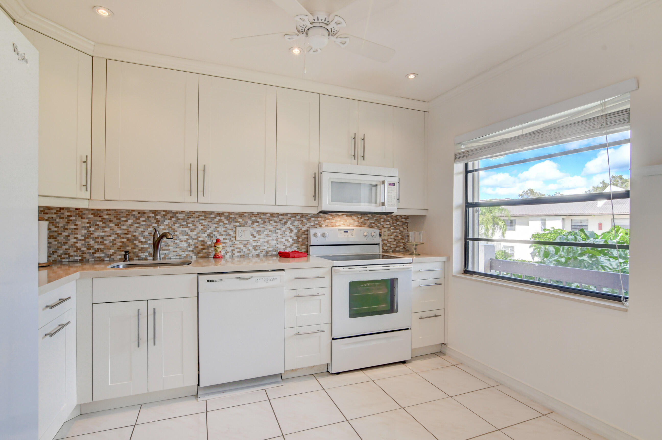 7911 Eastlake Drive, Unit H Boca Raton, FL 33433 - Photo 20 of 38 20_dsc_4293_4_5_6_7
