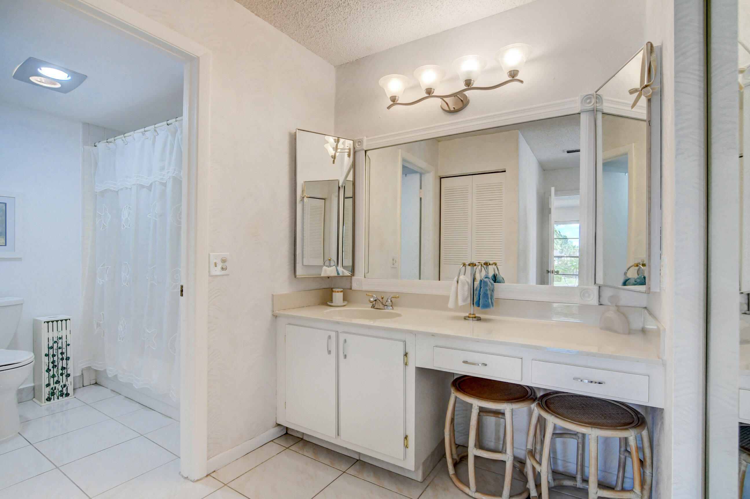 7911 Eastlake Drive, Unit H Boca Raton, FL 33433 - Photo 25 of 38 30_dsc_4398_399_400_401_402