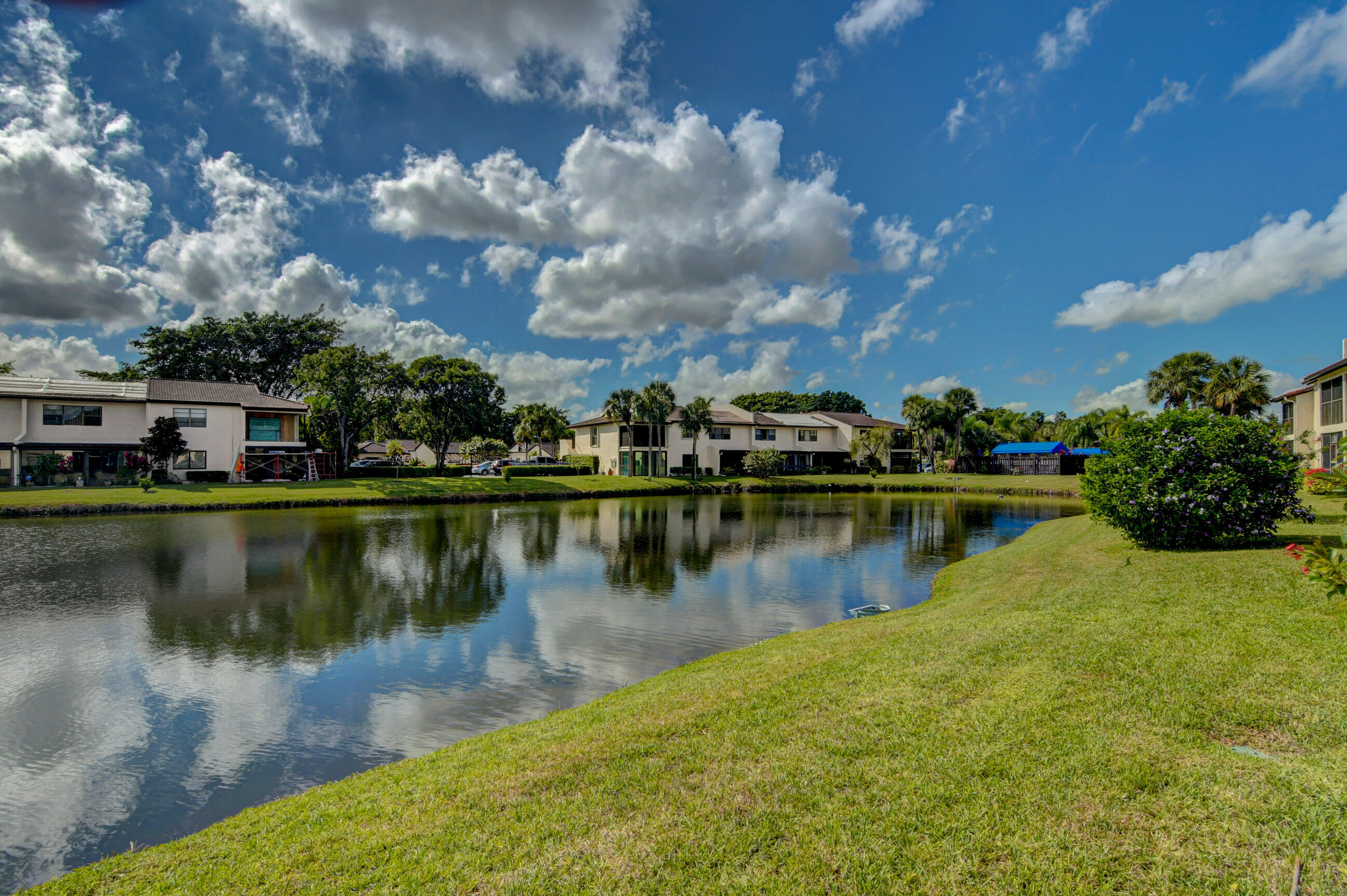 7911 Eastlake Drive, Unit H Boca Raton, FL 33433 - Photo 3 of 38 46_dsc_4488_89_90_91_92