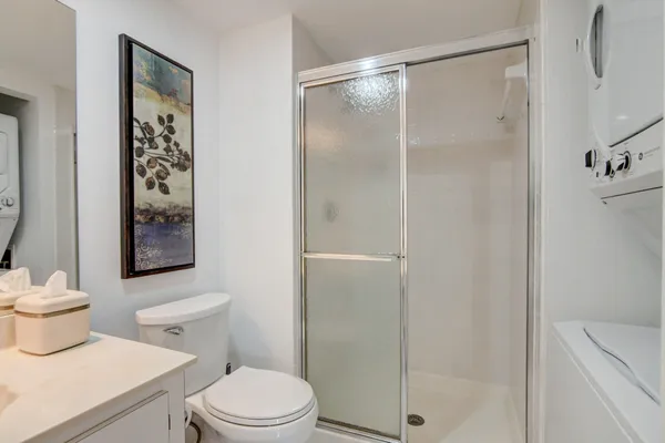 $2,200 | 7911 Eastlake Drive, Unit H, Boca Raton, FL 33433