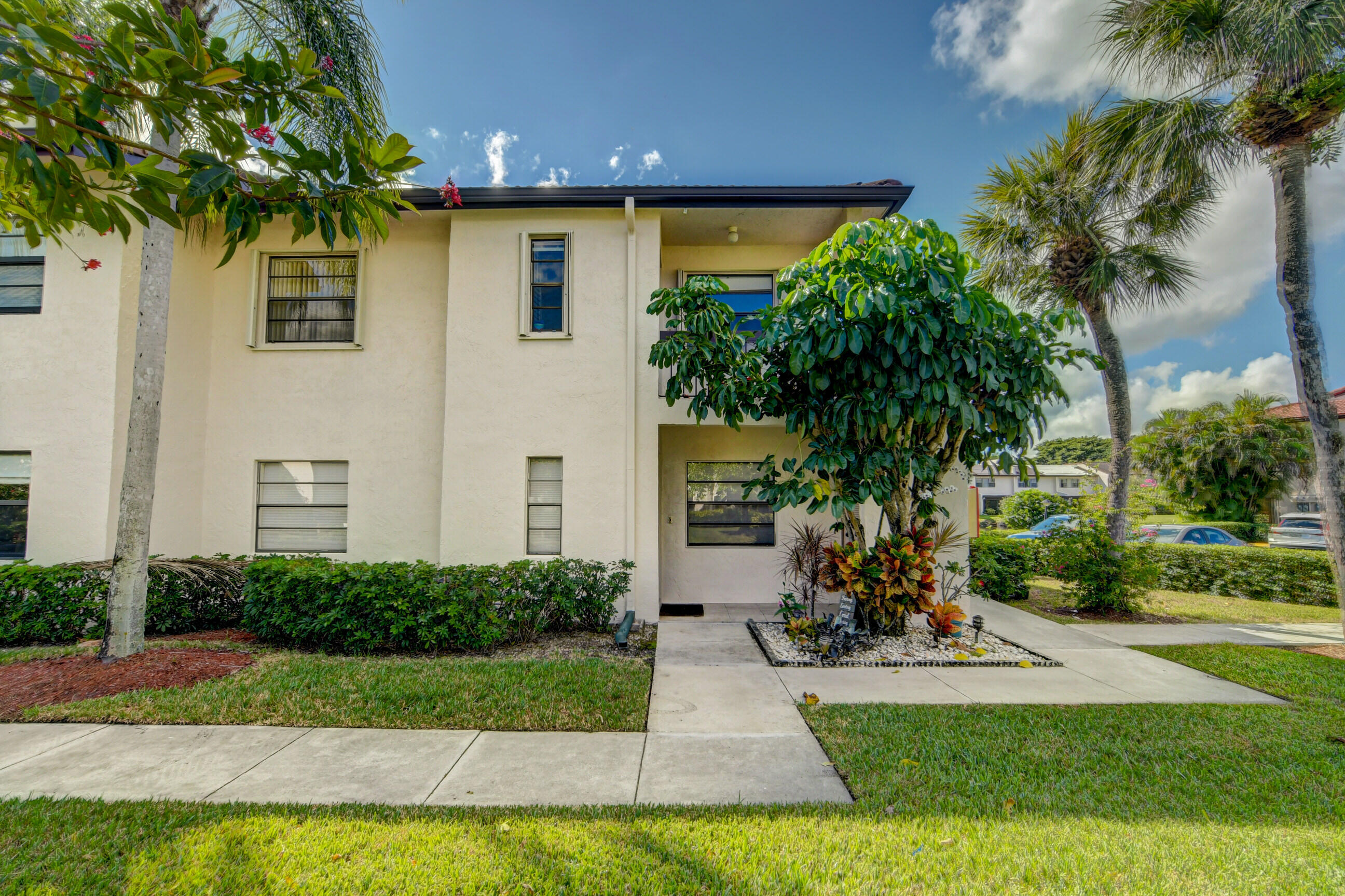 7911 Eastlake Drive, Unit H Boca Raton, FL 33433 - Photo 6 of 38 02_dsc_4048_49_50_51_52