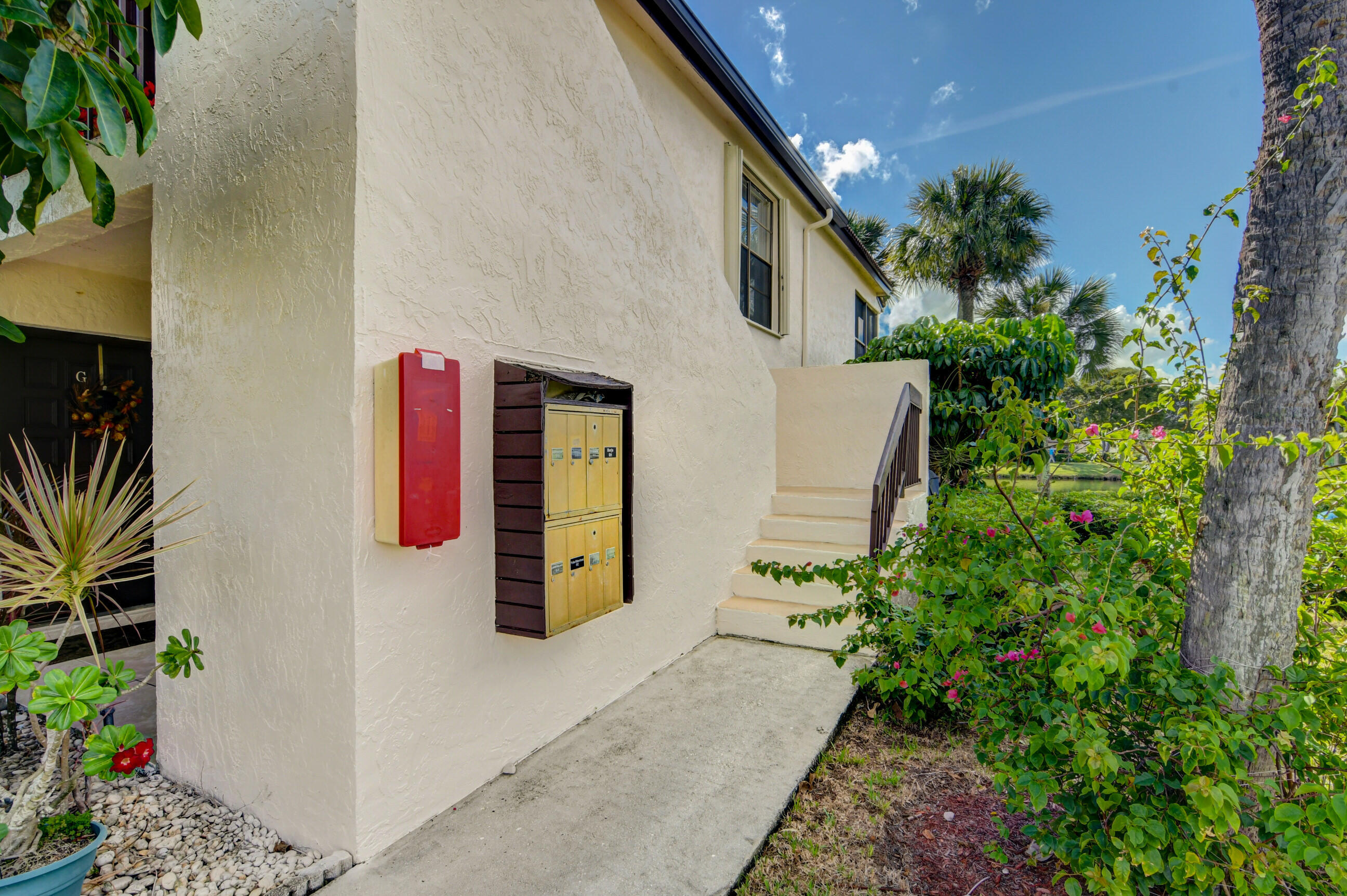 7911 Eastlake Drive, Unit H Boca Raton, FL 33433 - Photo 7 of 38 04_dsc_4073_4_5_6_7