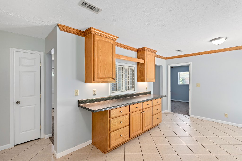 358 Grimes Road Ozark, AL 36360 - Photo 3 of 28