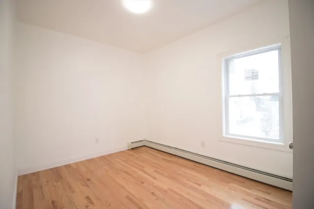 $3,000 | 58 Willow Street, Lowell, MA 01852