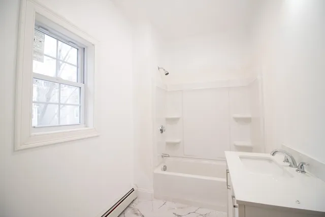 $3,000 | 58 Willow Street, Lowell, MA 01852