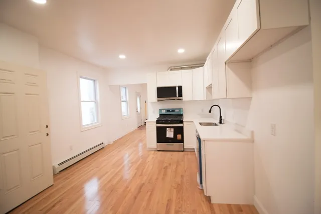 $3,000 | 58 Willow Street, Lowell, MA 01852