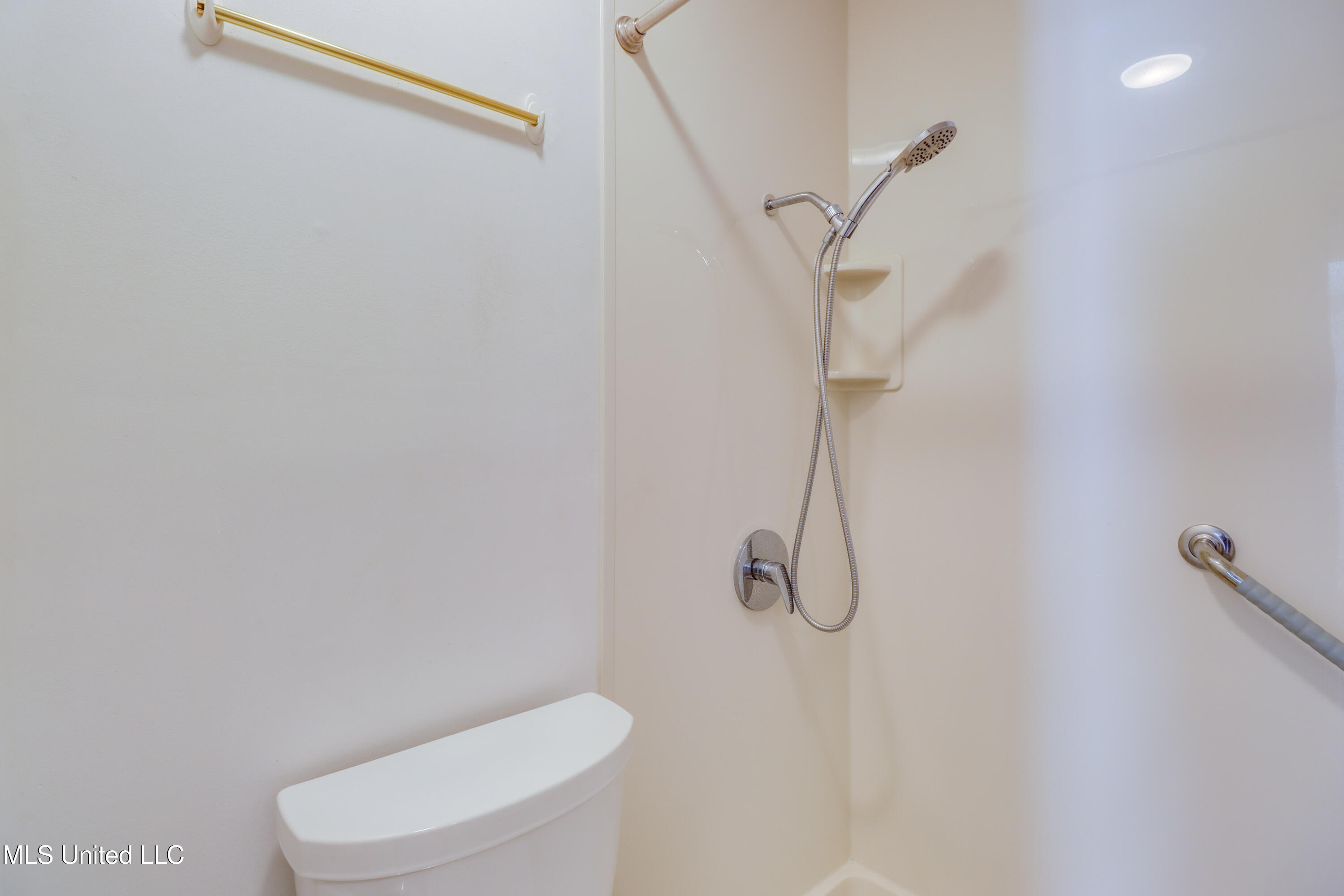 2408 Sunkist Country Club Road Biloxi, MS 39532 - Photo 12 of 23 Photo Jan 20 2026, 12 25 42 PM (2)-Edit