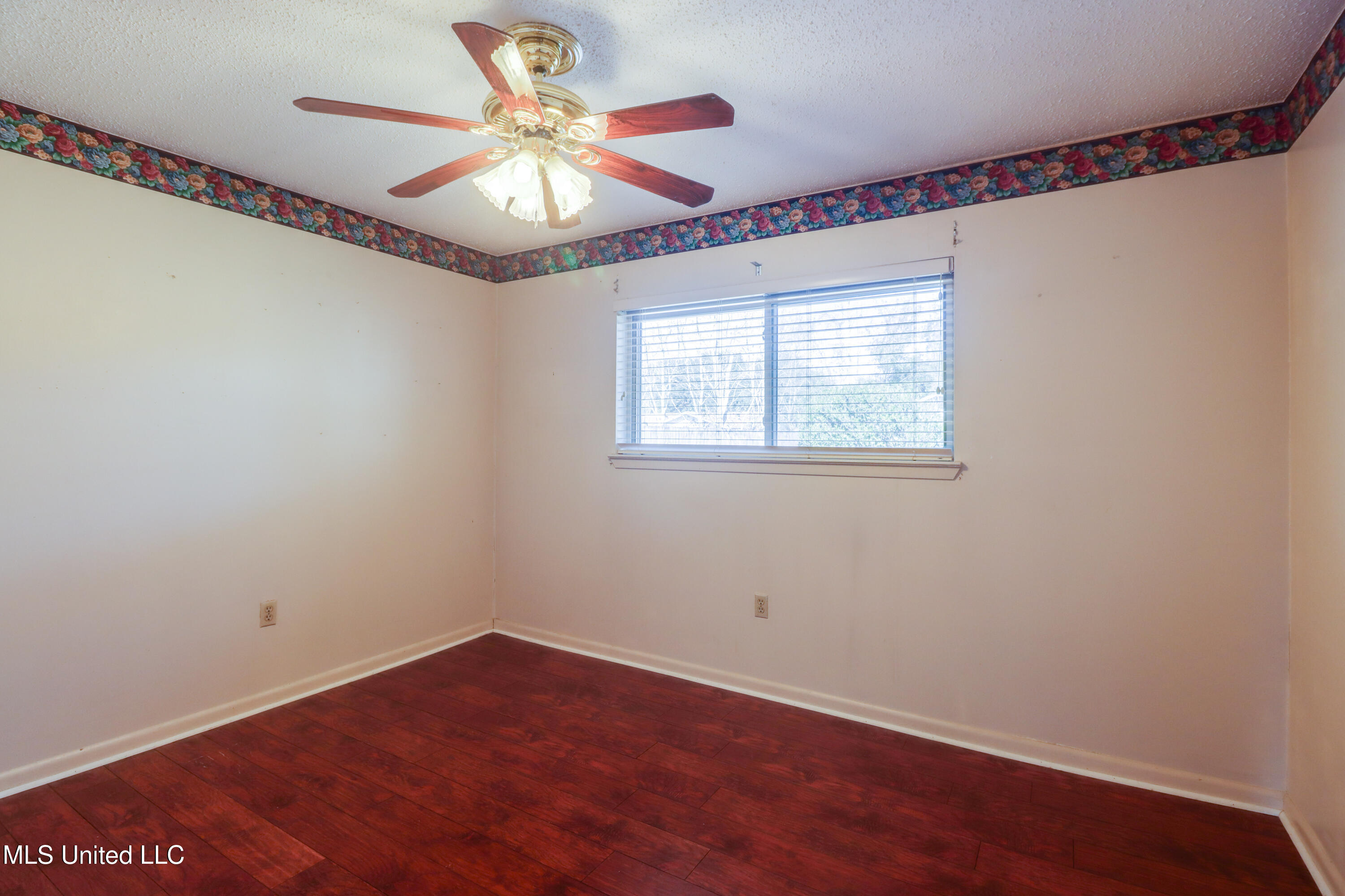 2408 Sunkist Country Club Road Biloxi, MS 39532 - Photo 13 of 23 Photo Jan 20 2026, 12 26 03 PM (2)-Edit