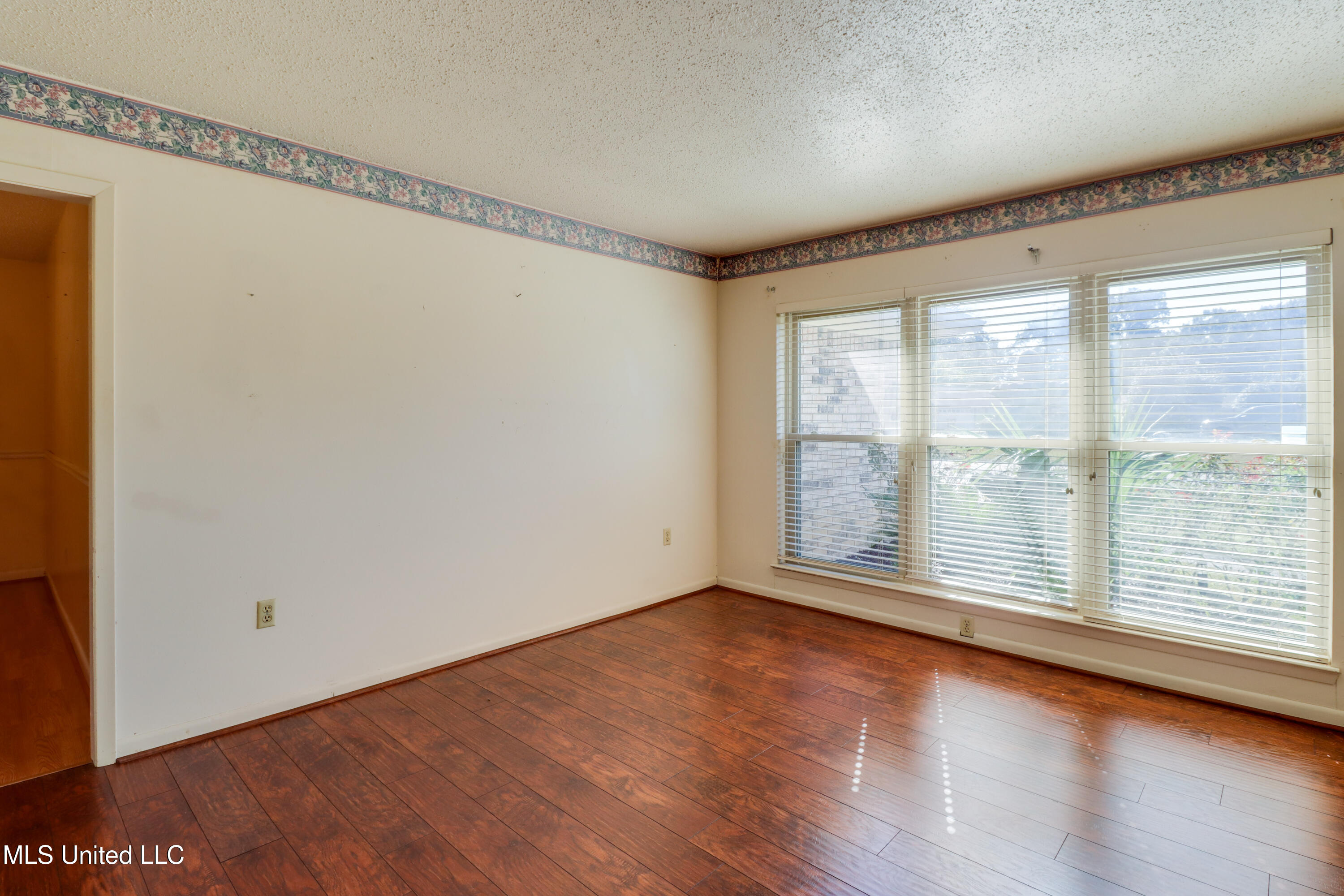 2408 Sunkist Country Club Road Biloxi, MS 39532 - Photo 18 of 23 Photo Jan 20 2026, 12 30 58 PM (2)-Edit