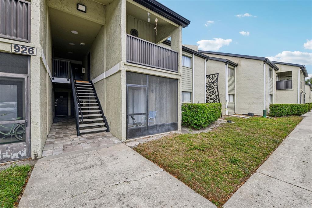 926 Lake Destiny Road, Unit F Altamonte Springs, FL 32714 - Photo 1 of 20 a view of a back yard of the house