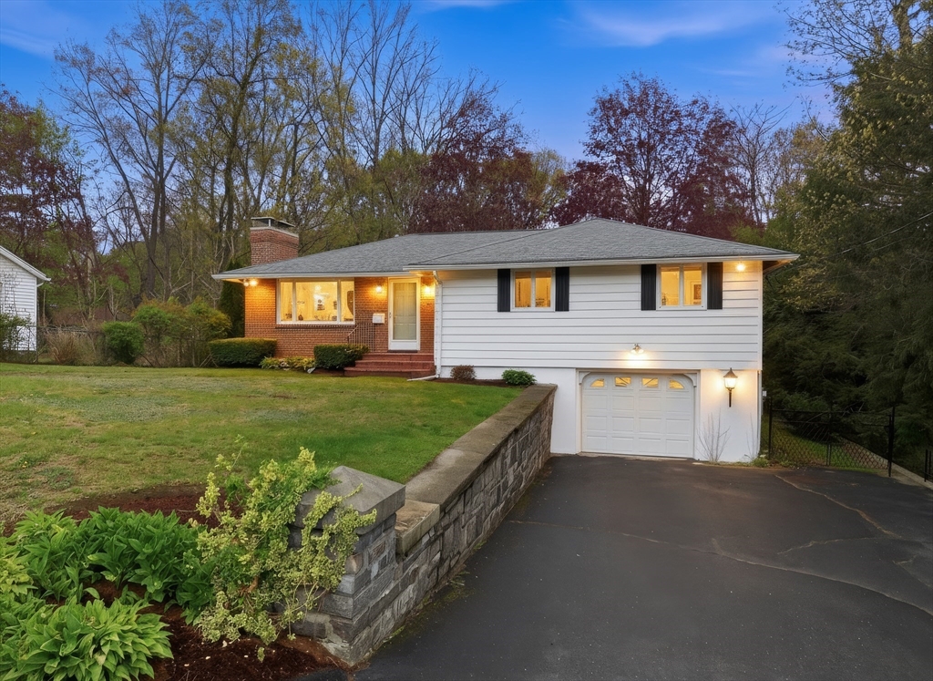 1 Ayrshire Road Worcester, MA 01604 - Photo 1 of 41 a front view of a house with garden