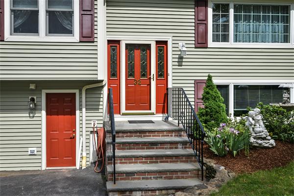 32 Pinecrest Road Holliston, MA 01746 - Photo 18 of 22 Gallery Image 18