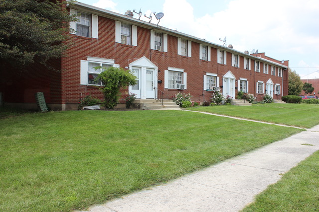 1178 Nantucket Road Aurora, IL 60506 - Photo 1 of 24 a front view of a house with a garden