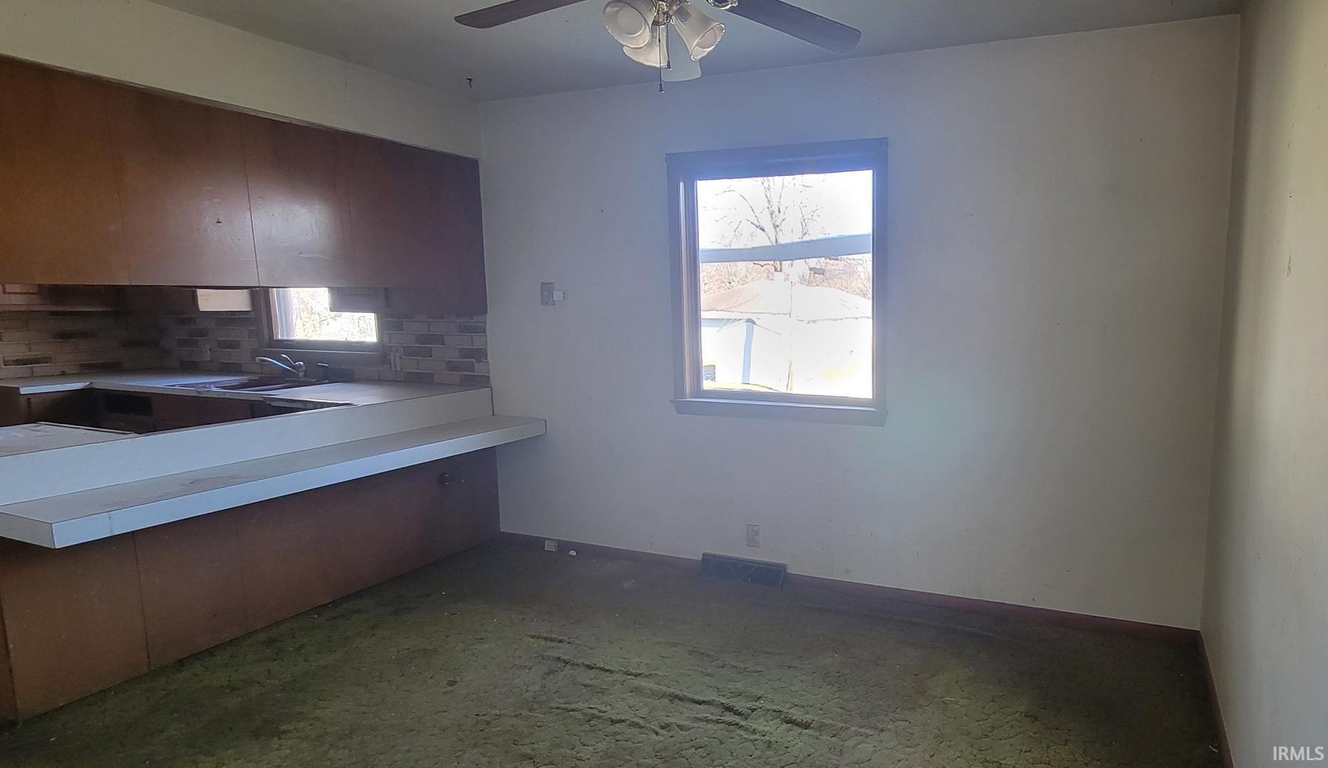 408 Northeast 18th Street Washington, IN 47501 - Photo 4 of 10