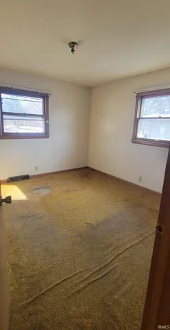 $100,000 | 408 Northeast 18th Street, Washington, IN 47501