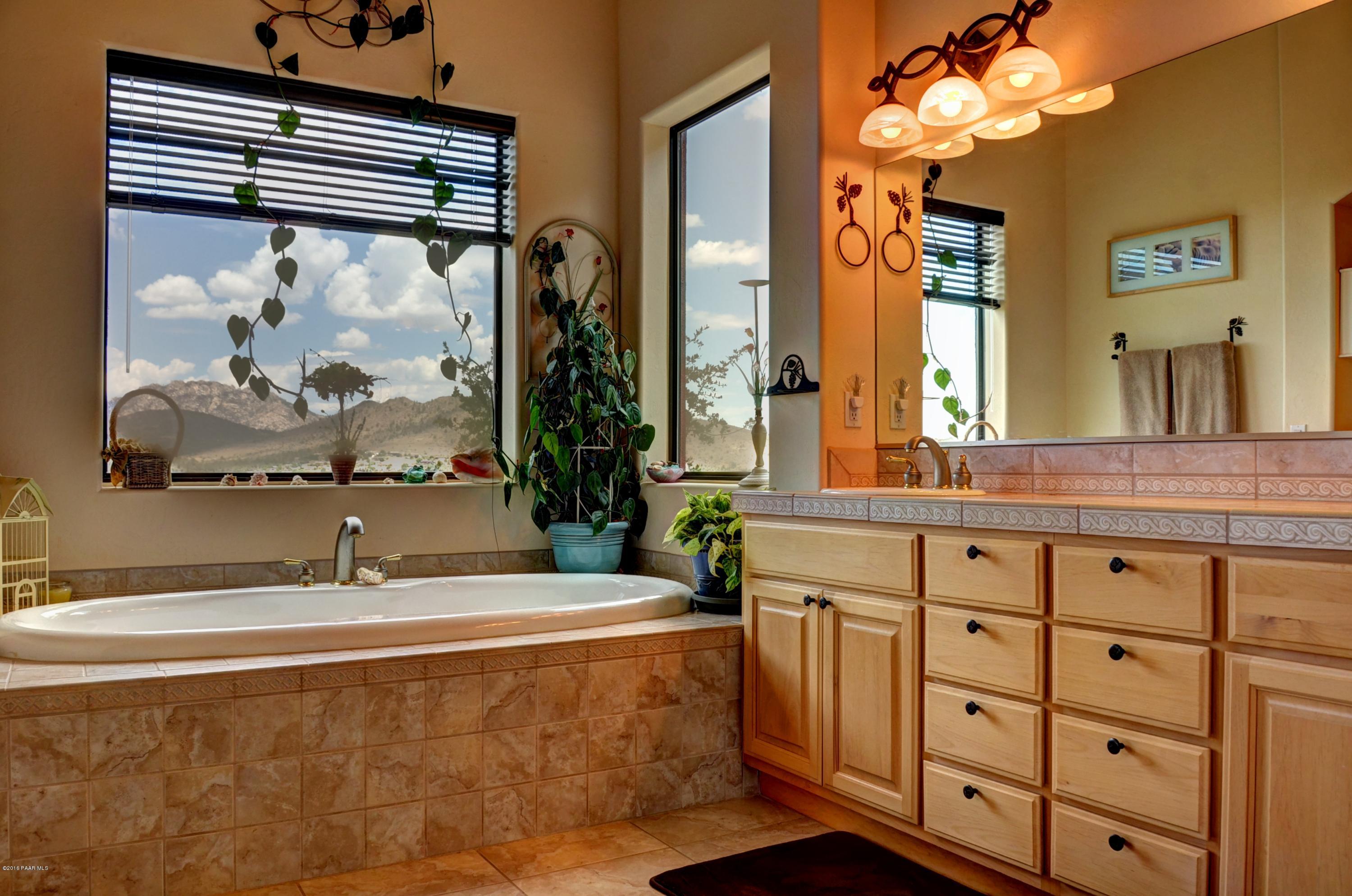2299 Shadow Ridge Road Prescott, AZ 86305 - Photo 35 of 65 Master Bath