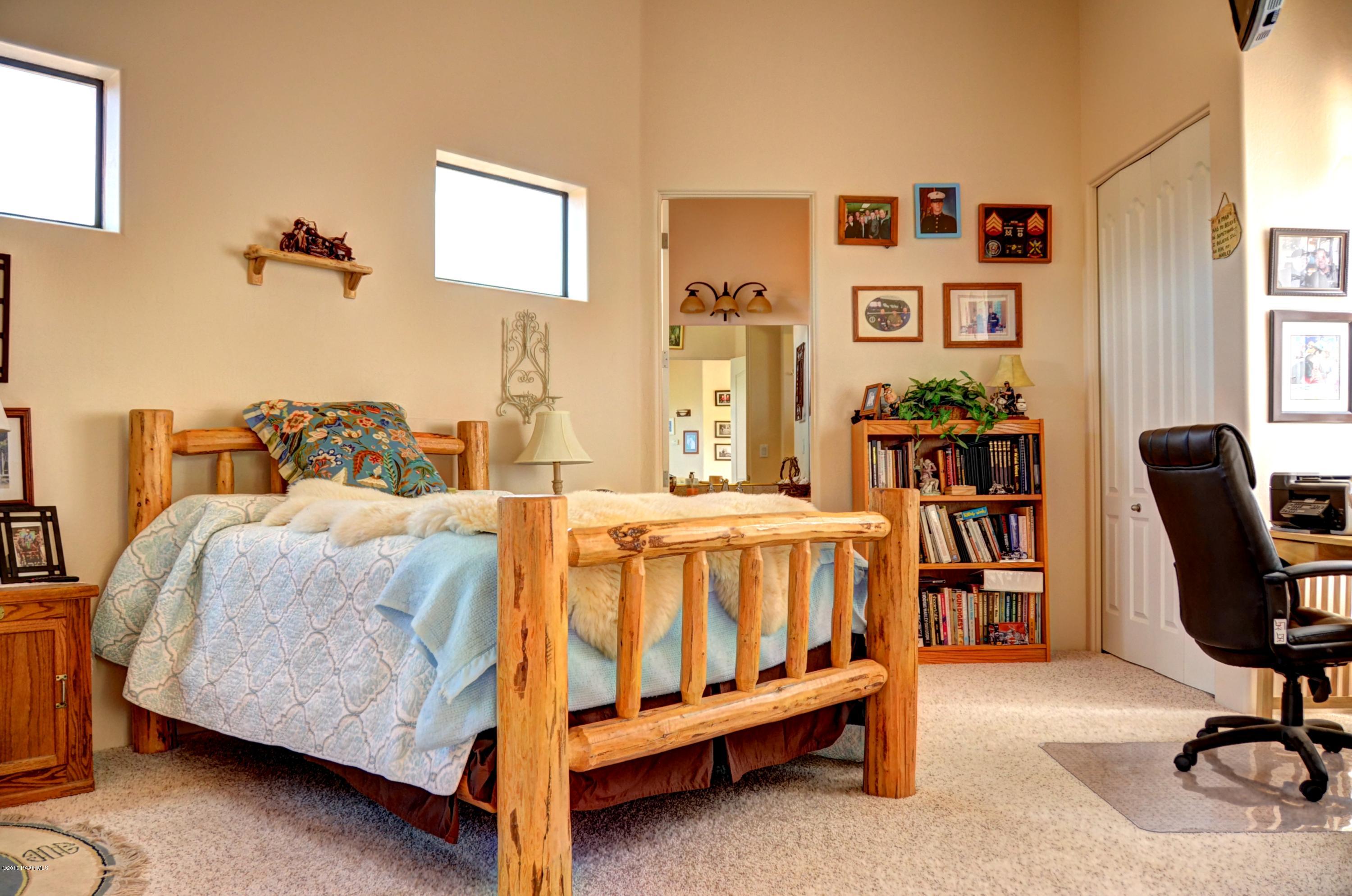 2299 Shadow Ridge Road Prescott, AZ 86305 - Photo 44 of 65 Right Guest Beroom)