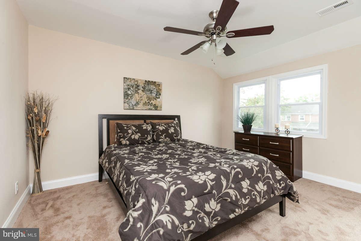 1554 Stonewood Road Baltimore, MD 21239 - Photo 14 of 30 Large Master Bedroom