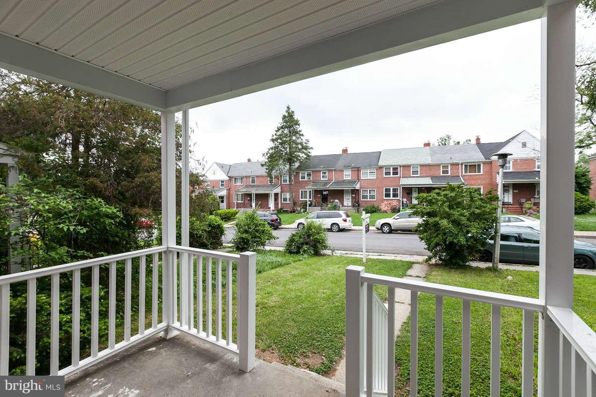 1554 Stonewood Road Baltimore, MD 21239 - Photo 3 of 30 Front Porch
