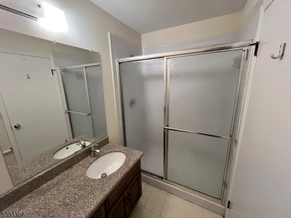 $2,550 | 50 Sage Court, Bedminster, NJ 07921