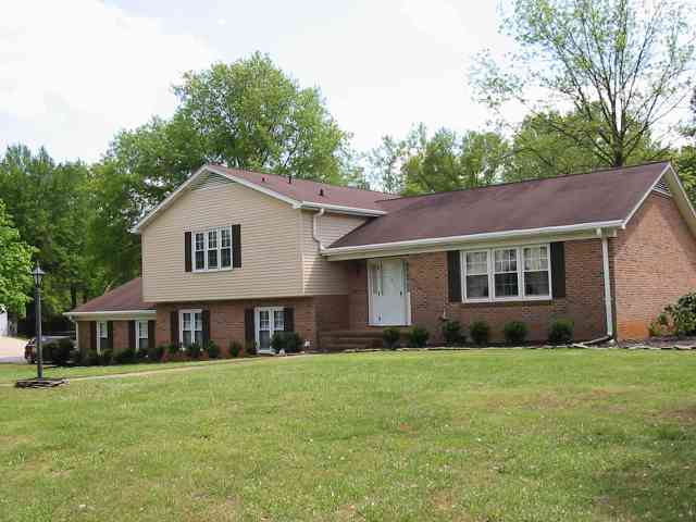 109 Middle Road Greenville, SC 29607 - Photo 1 of 17 Gallery Image 1