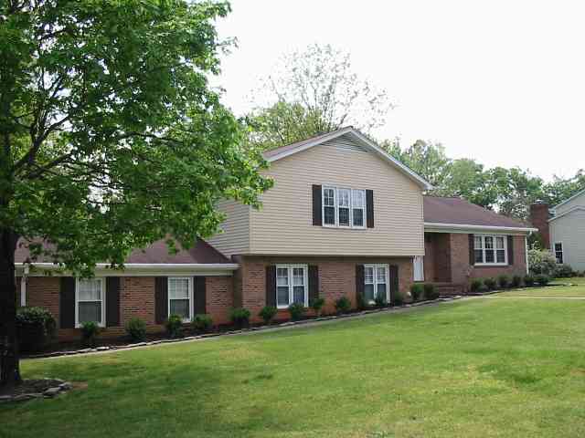 109 Middle Road Greenville, SC 29607 - Photo 2 of 17 Gallery Image 2