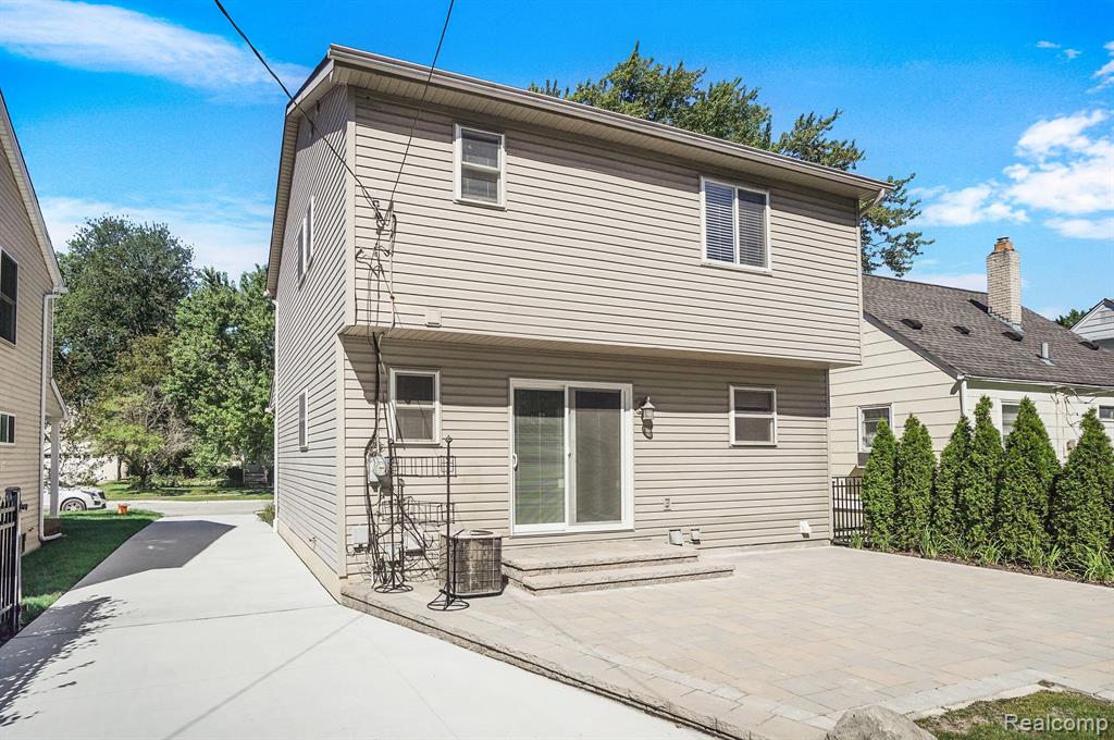 3328 Harvard Road Royal Oak, MI 48073 - Photo 26 of 33