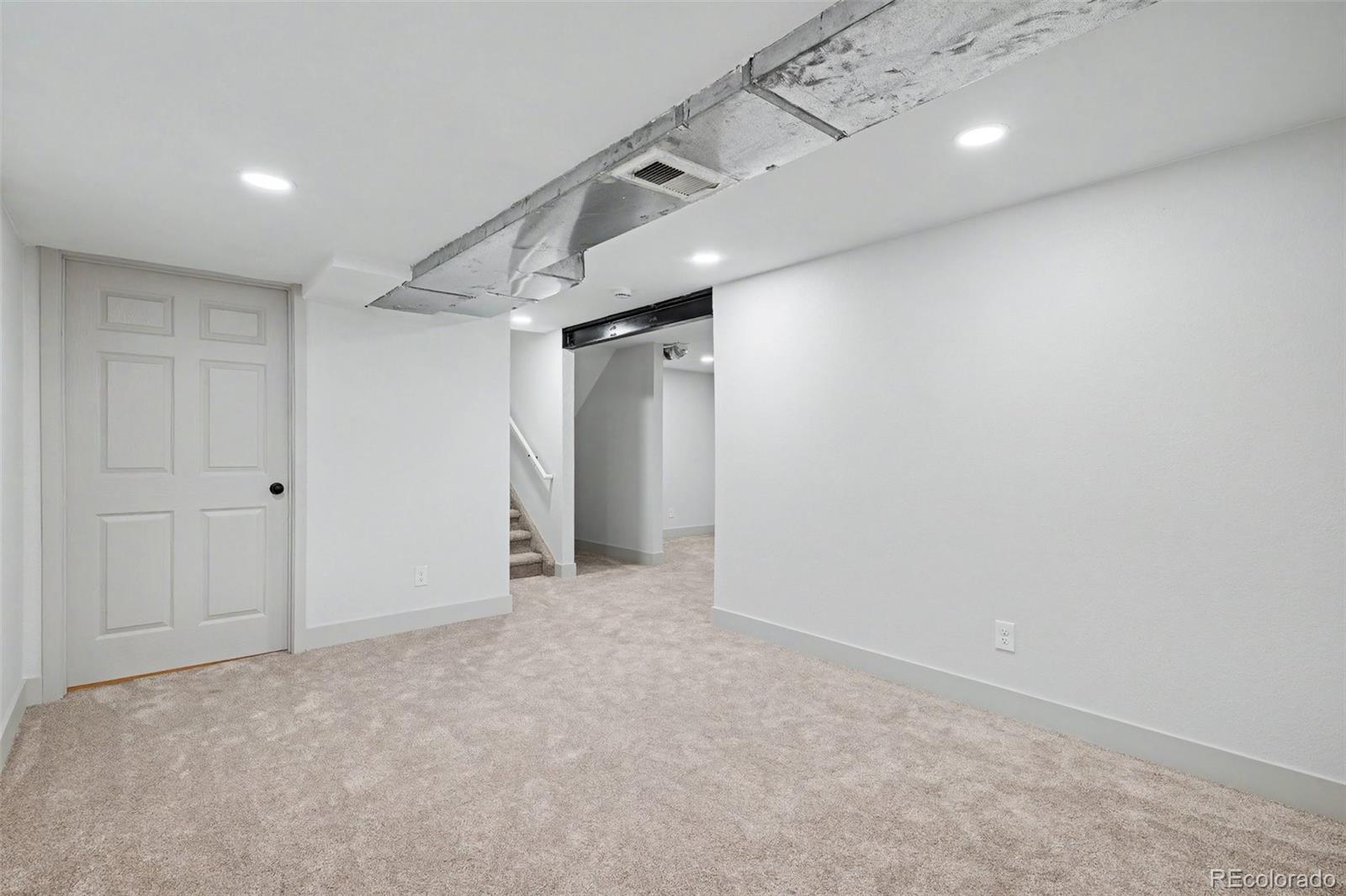 2065 South Rifle Street Aurora, CO 80013 - Photo 23 of 34